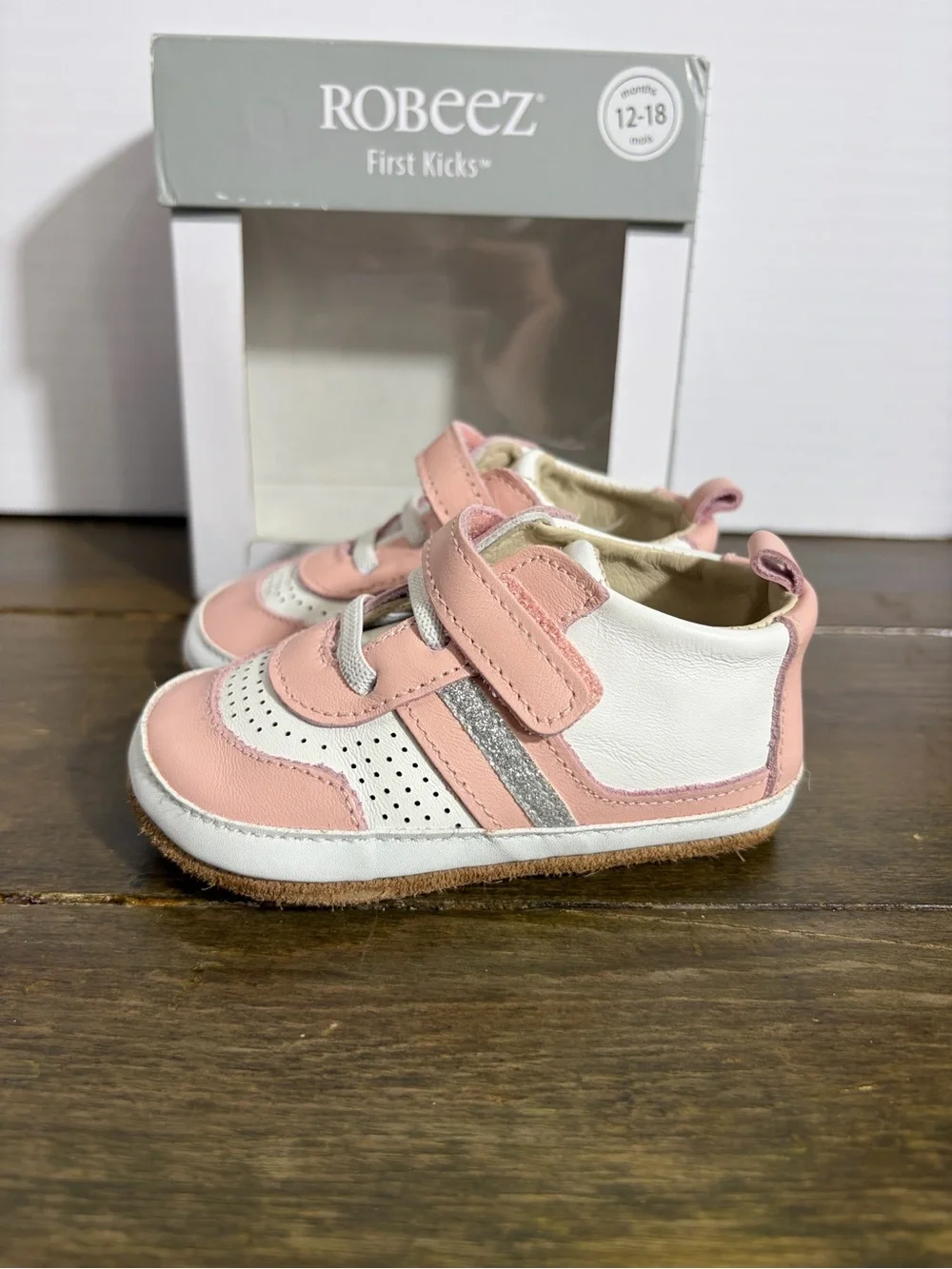 NEW Robeez First Kicks Baby Girl Sneakers in Eliza Pink Size 12-18 months